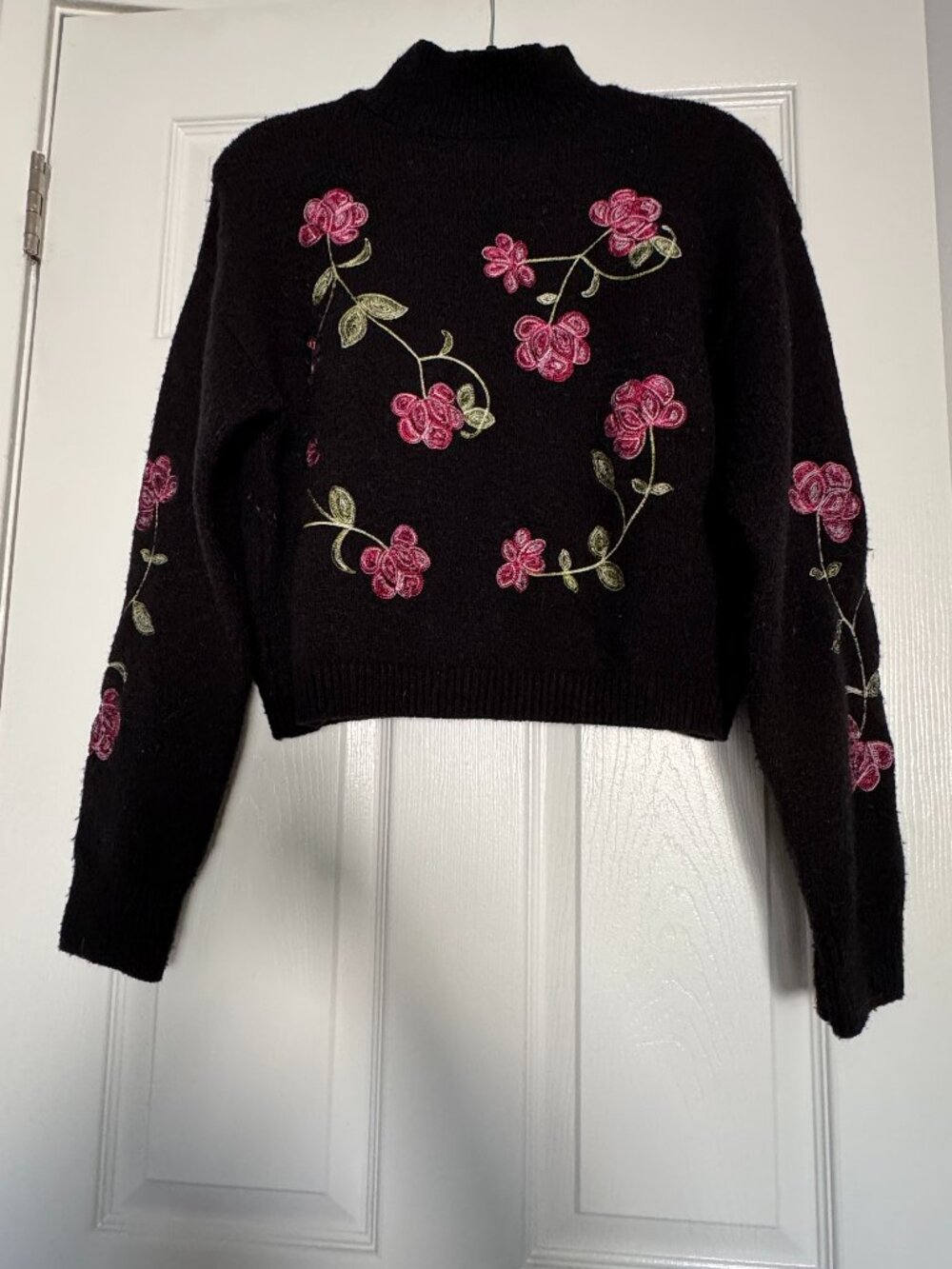 Jun & Ivy Cropped Black Rose Sweater